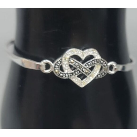 Sterling Silver Cubic Zirconia & Marcasite Heart Infinity Bracelet Tension Hook - Picture 6 of 15